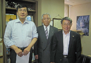 毎日新聞